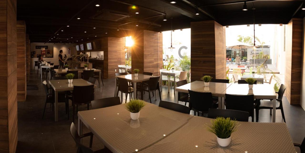 Campus Merida Aparthotel Εξωτερικό φωτογραφία